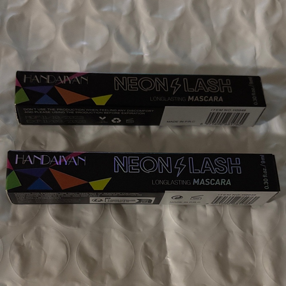 Neon Lash Longlasting Mascara - Blue/Green